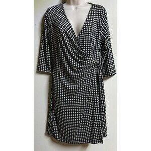 Emma & Michele NWT Size Medium Wrap Dress Black White Polka Dot Midi 3/4 Sleeve